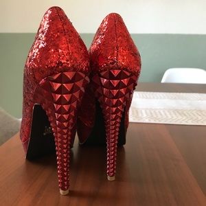 Rachel Roy Kimi Platform Spike 7.5 Red Glitter